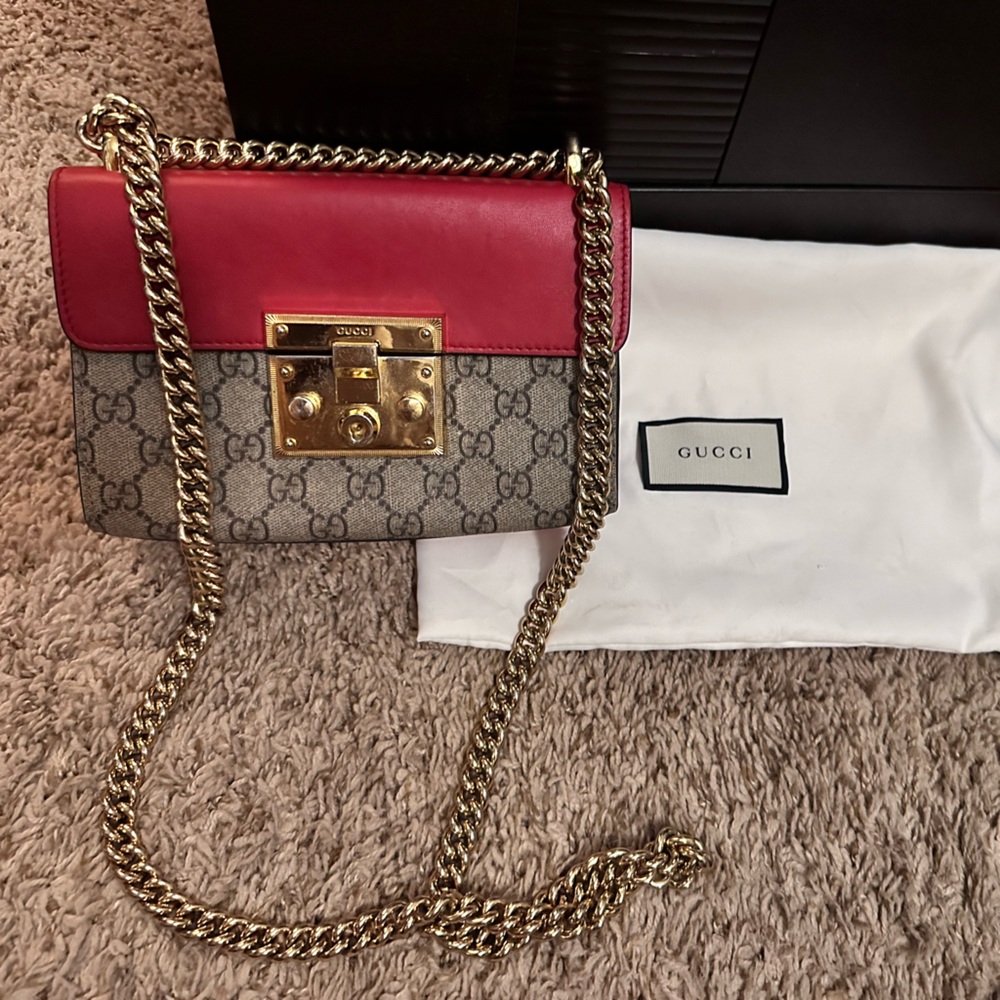 Authentic Gucci Padlock Red and Pink chain crossbody